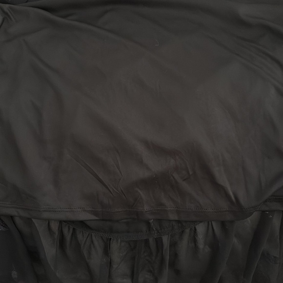 NWOT Torrid Elegant Black V-Neck Dress w/Cap Sleeves w/Embellishments.Size 00=10 - Picture 13 of 15